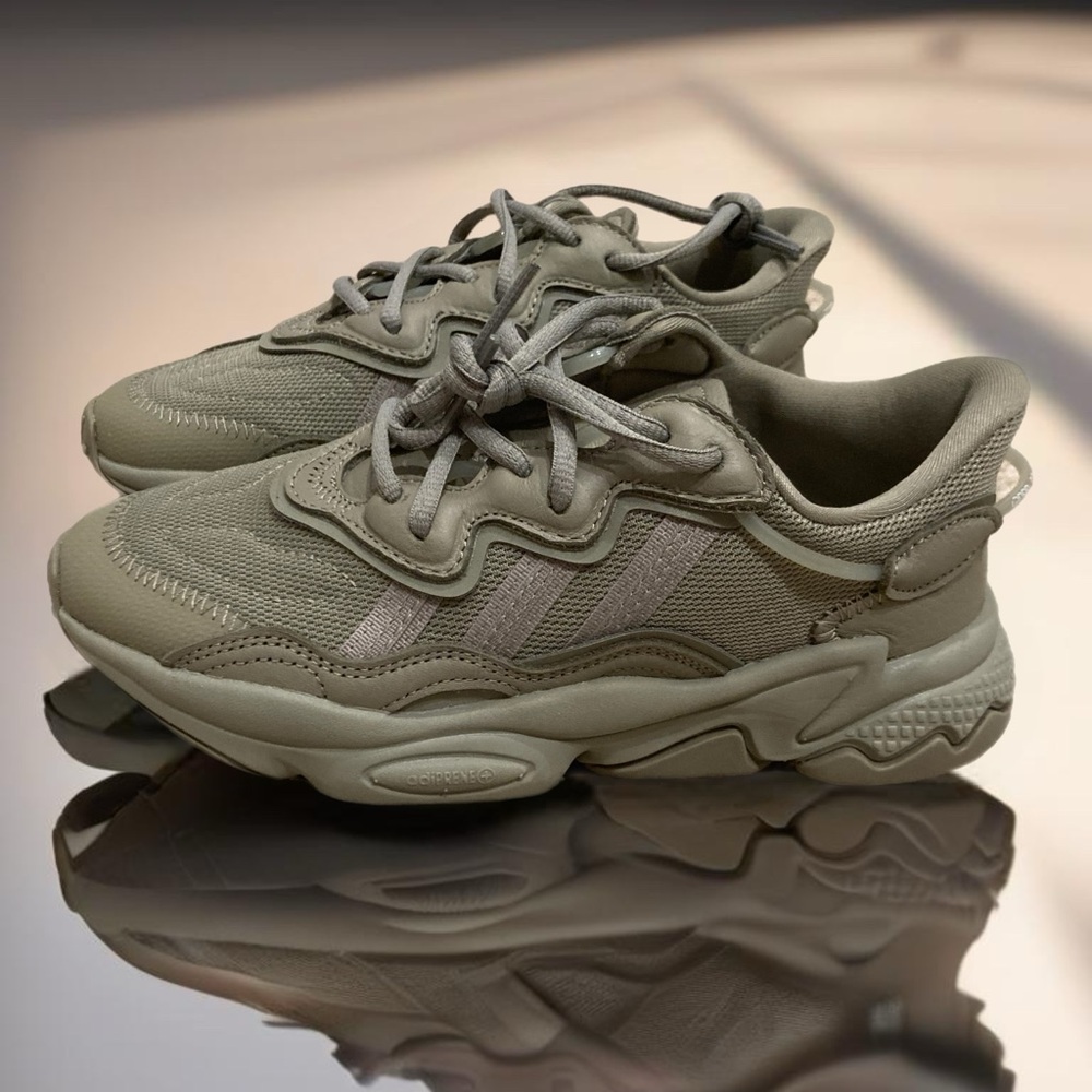 Green Adidas OZWEEGO